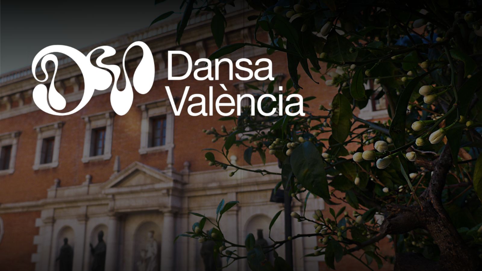 Logo Dansa València i façana de La Nau